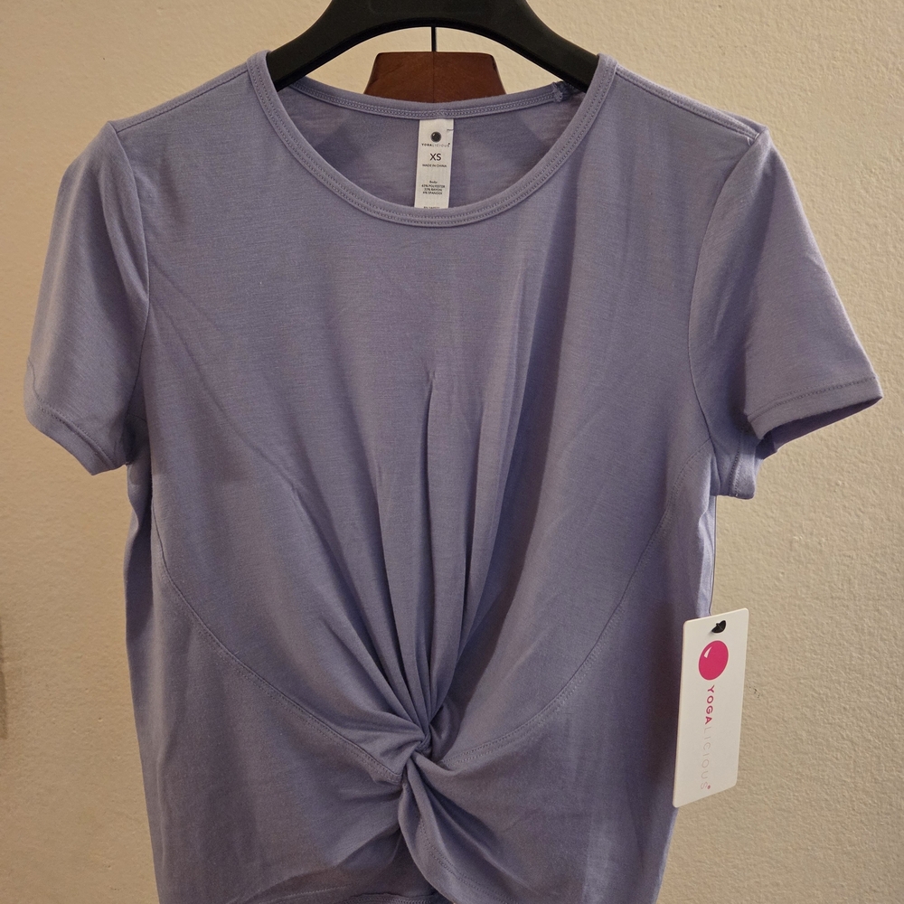 Women's Lavender Twist Top